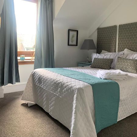 Spacious Villa 5 Mins From Nature Reserve And Town South Kessock Екстер'єр фото
